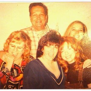 Meet your Posher, Holly